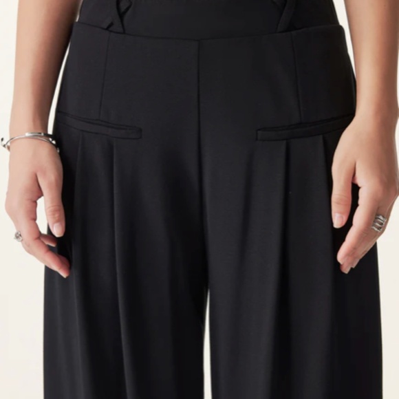 NWT - OGL Drapey Bamboo Ponte Mid Rise Wide Leg Trouser with Pockets - Picture 3 of 7